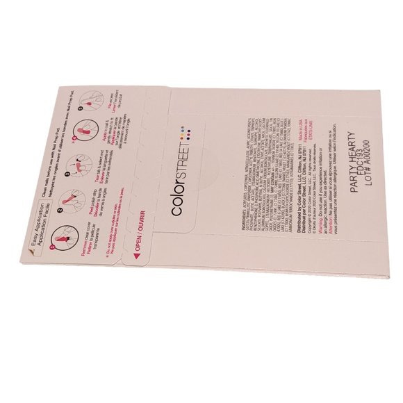 New Unopened Color Street Nail Strips - Red Hearts Design - Picture 2 of 2